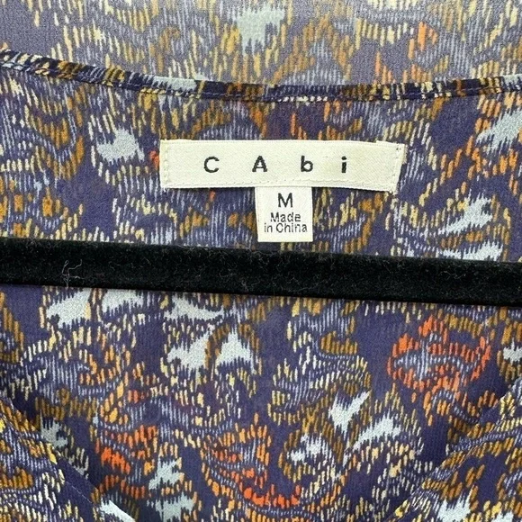 CABI TAPESTRY floral lightweight sophisticated quiet luxury blouse #157. MEDIUM - Picture 7 of 11